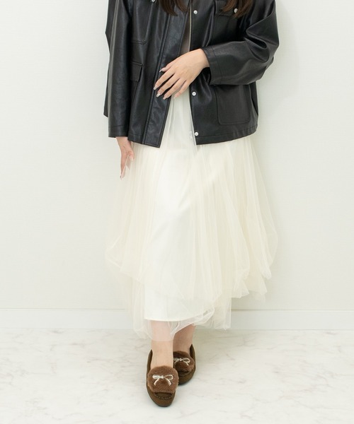 Bridget Birkin(ブリジットバーキン)の「【Bridget Birkin】キラキラリボンムートンシューズ(551662)(モカシン/デッキシューズ・レディース・ブラック系その他/ベージュ系その他/グレイッシュベージュ・24.5/24/23.5/23/22.5)」の10枚目の写真