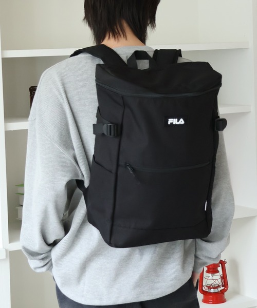 FILA（フィラ）の「【FILA/フィラ】スクエアデイパック（バックパック/リュック・メンズ・トリコロール/ブラック/ブラック系その他・FREE）」の5枚目の写真