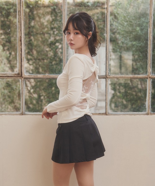 M DOLLY(エムドリー)の「back ribbon lace velata tops/バックリボンレースヴェラータトップス(Tシャツ/カットソー・レディース・ホワイト/ブラック・FREE)」の3枚目の写真