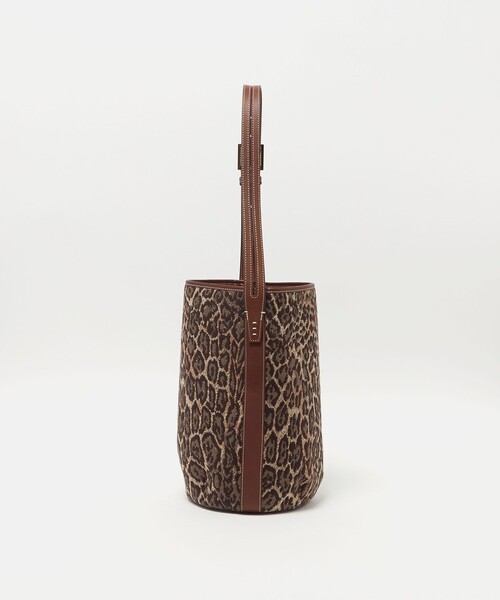 AVACATION アヴァケーション　レオパード　ショルダーバッグ　チェーン A VACATION＞MARCHE LEO ショルダーバッグ（ショルダーバッグ