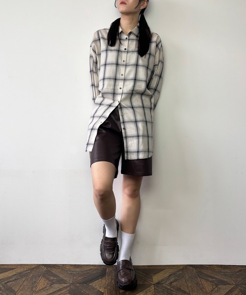 NICOLE CLUB(ニコル クラブ)の「オンブレチェックシャツ(シャツ/ブラウス・レディース・ブラウン/ネイビー/オフホワイト・MEDIUM)」の8枚目の写真