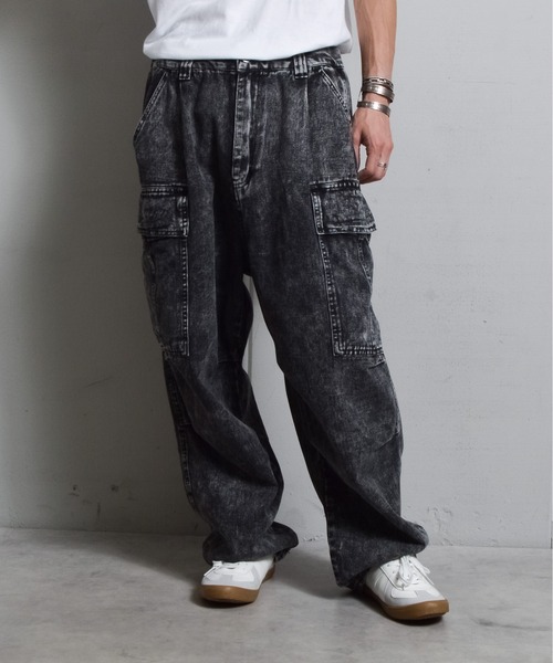 DOUBLE STEAL（ダブルスティール）の「ケミカルイージーデニムカーゴパンツ（カーゴパンツ・メンズ・ブラック/ブルー・LARGE/MEDIUM）」の5枚目の写真