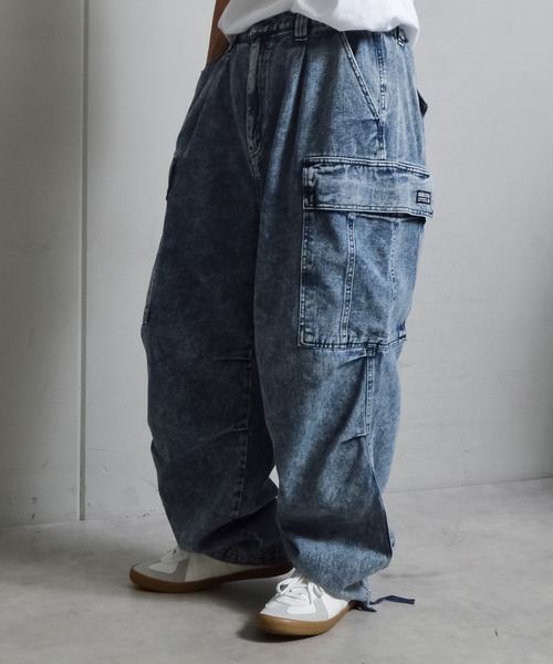 DOUBLE STEAL（ダブルスティール）の「ケミカルイージーデニムカーゴパンツ（カーゴパンツ・メンズ・ブラック/ブルー・LARGE/MEDIUM）」の10枚目の写真