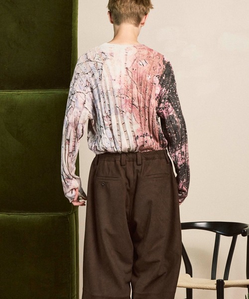 MAISON SPECIAL（メゾンスペシャル）の「《UNISEX》Wall Art Print Damage Knit Pullover/ウォールアートプリントダメージニットプルオーバー【MAISON SPECIAL/メゾンスペシャル】（ニット/セーター・メンズ・グレイッシュベージュ/グリーン/その他1・0/1/2）」の16枚目の写真