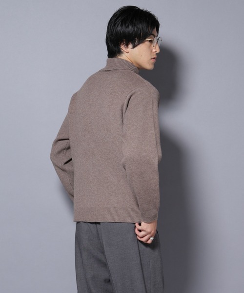 NANO universe(ナノユニバース)の「PBTストレッチタートルネックニット(ニット/セーター・メンズ・ネイビー/モカ/チャコール/ブラック・XL/L/M/S)」の7枚目の写真