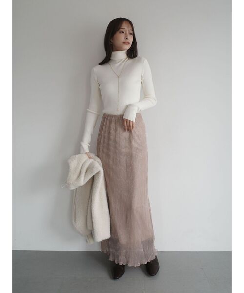 LAGUNAMOON（ラグナムーン）の「シアーラメプリーツIラインスカート（スカート・レディース・ベージュ/ピンク・SMALL/MEDIUM）」の19枚目の写真