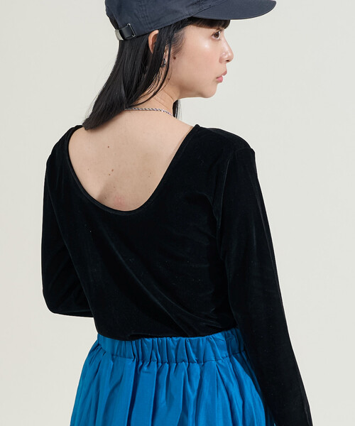 the toe Ermou Back Open Top ベロアトップス　ブラック the toe Ermou Back Open Top ベロアトップス ブラック the toe Ermou