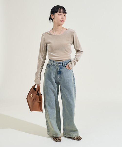 FREAK'S STORE(フリークスストア)の「ベロア バックオープンロンT(Tシャツ/カットソー・レディース・ブラック/ワイン/ベージュ/ネイビー・フリ-)」の18枚目の写真