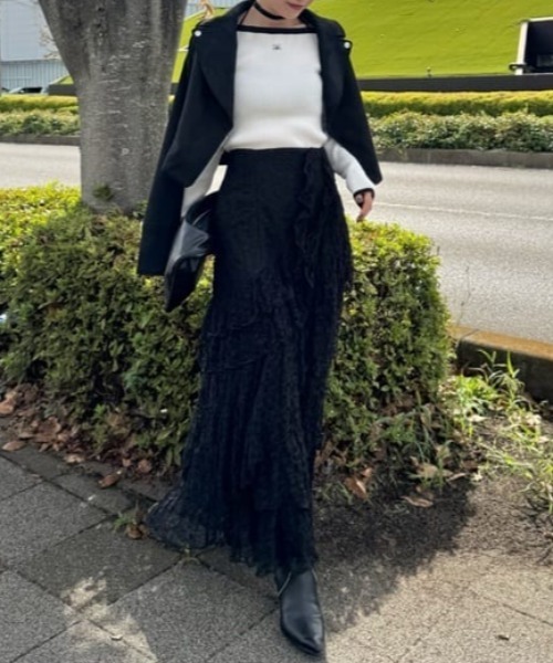 rienda（リエンダ）の「Rロゴバックリボンオフショルニットトップス 秋服 冬服（ニット/セーター・レディース・ホワイト/ライトブルー/ブラック/ベージュ・FREE）」の6枚目の写真