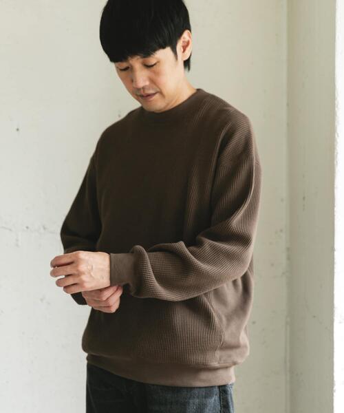 URBAN RESEARCH DOORS（アーバンリサーチドアーズ）の「『UR TECH』ワッフルロングスリーブTシャツ（Tシャツ/カットソー・メンズ・ブラウン/ホワイト系その他/チャコールグレー・MEDIUM/LARGE）」の5枚目の写真