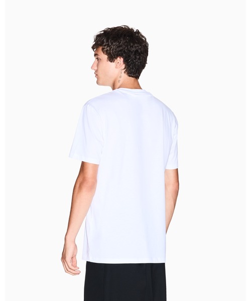 ARMANI EXCHANGE(アルマーニエクスチェンジ)の「【A|X アルマーニ エクスチェンジ】ピースデザイン 半袖クルーネックTシャツ/REGULAR(Tシャツ/カットソー・メンズ・ホワイト/ブラック・MEDIUM/SMALL/X-LARGE/X-SMALL/XX-LARGE/LARGE)」の6枚目の写真
