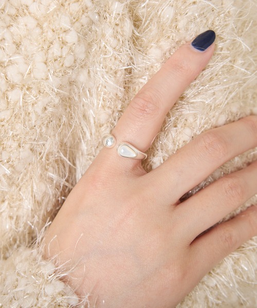 PAPILLONNER（パピヨネ）の「アシメリング（リング・レディース・シルバー・FREE）」の4枚目の写真