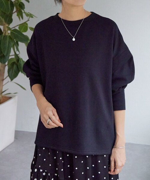 美品✨ビアズリー　ボートネック刺繍プルオーバー 極美品 大人気♪ ビアズリー 襟ぐり刺繍カットソー 黒 プルオーバー 日本製