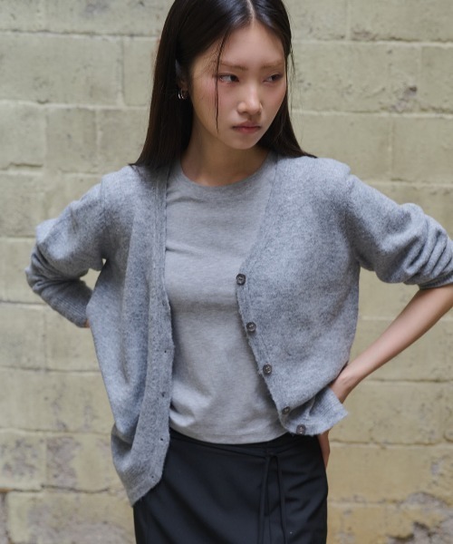 GENERAL IDEA(ジェネラルアイデア)の「【GENERAL IDEA】アンバランスルーズカーディガン / UNBALANCE LOOSE FIT CARDIGAN(カーディガン/ボレロ・レディース・グレー/ブラウン・L/M/S)」の6枚目の写真