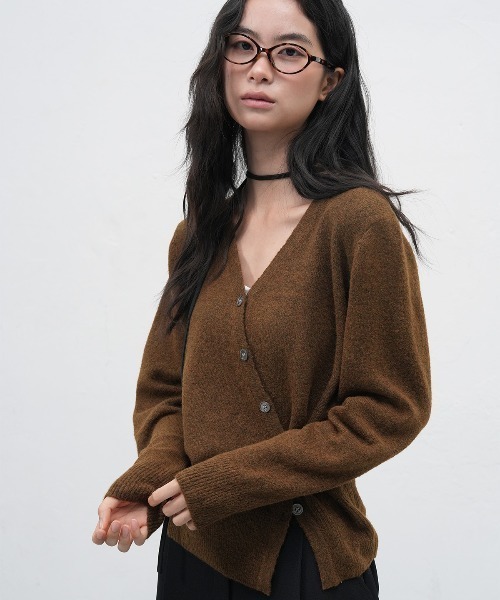 GENERAL IDEA(ジェネラルアイデア)の「【GENERAL IDEA】アンバランスルーズカーディガン / UNBALANCE LOOSE FIT CARDIGAN(カーディガン/ボレロ・レディース・グレー/ブラウン・L/M/S)」の14枚目の写真