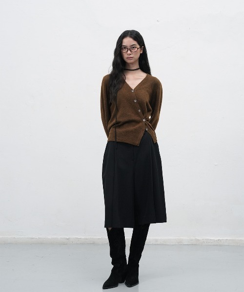 GENERAL IDEA(ジェネラルアイデア)の「【GENERAL IDEA】アンバランスルーズカーディガン / UNBALANCE LOOSE FIT CARDIGAN(カーディガン/ボレロ・レディース・グレー/ブラウン・L/M/S)」の16枚目の写真