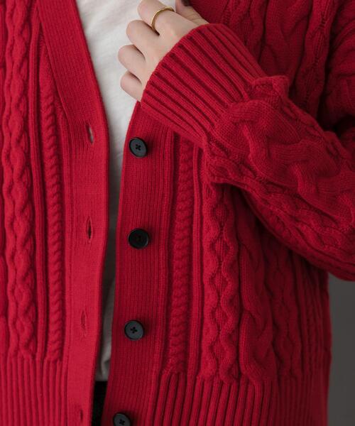 FORK&SPOON(フォークアンドスプーン)の「FORK&SPOON ケーブルVネックカーディガン(カーディガン/ボレロ・レディース・レッド/ネイビー/アイボリー・1)」の6枚目の写真