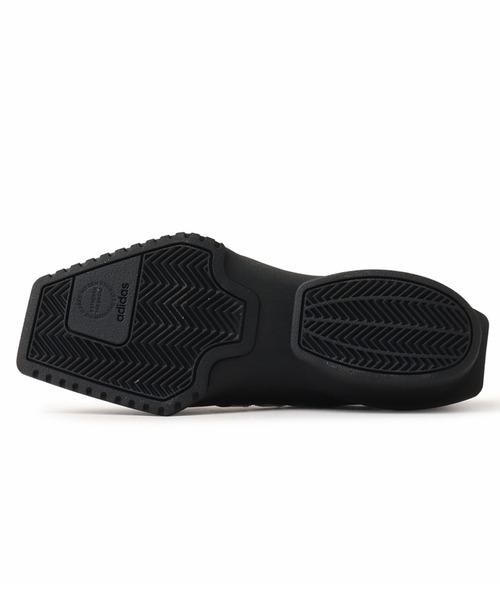 adidas（アディダス）の「adidas FORUM SQ W / アディダス フォーラム スクエア W（スニーカー・レディース・ブラック・23.0cm/23.5cm/24.0cm/24.5cm/25.0cm/22.5cm/22.0cm/25.5cm/27.5cm/27.0cm/26.5cm/26.0cm/28.0cm）」の5枚目の写真