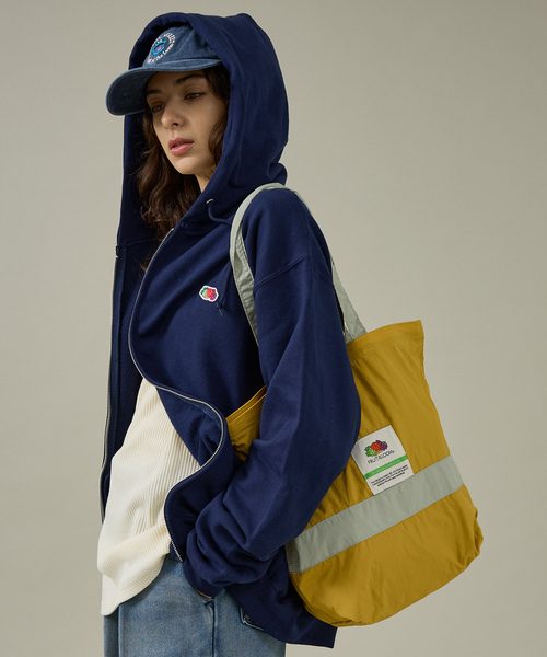 FRUIT OF THE LOOM(フルーツオブザルーム)の「【FRUIT OF THE LOOM】PRINTZIP HOODIE2/ユニセックス【WEB限定】(パーカー・メンズ・ネイビー/グレー/ブラック・M/L/XL)」の6枚目の写真