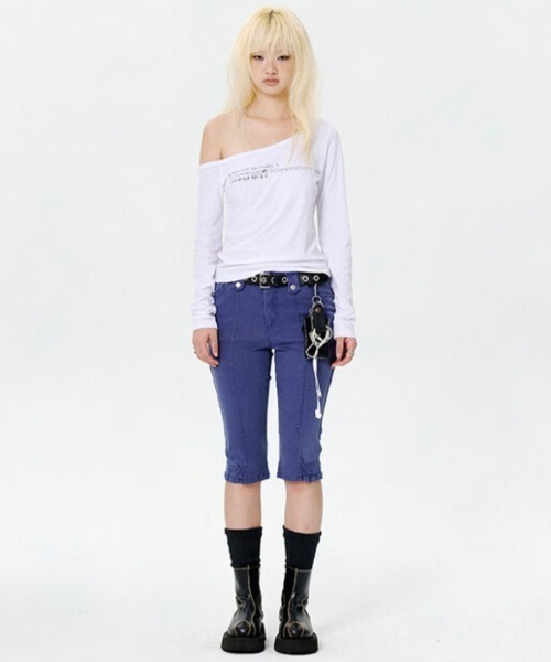 runningHIGH(ランニングハイ)の「【runningHIGH】ONE OFF SHOULDER L/S TEE / 【ランニングハイ】ワンオフショルダー長袖Tシャツ(Tシャツ/カットソー・レディース・ブラック/グレー/ホワイト・ONE SIZE)」の10枚目の写真