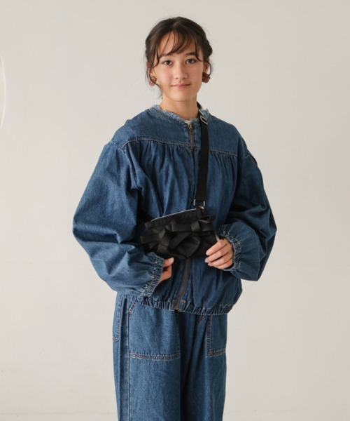 Ocean&Ground(オーシャン&グラウンド)の「WリボンポケットショルダーBAG(ハンドバッグ・レディース・ブラック/シルバー・SMALL/MEDIUM)」の8枚目の写真