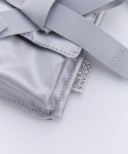 Ocean&Ground(オーシャン&グラウンド)の「WリボンポケットショルダーBAG(ハンドバッグ・レディース・ブラック/シルバー・SMALL/MEDIUM)」の13枚目の写真