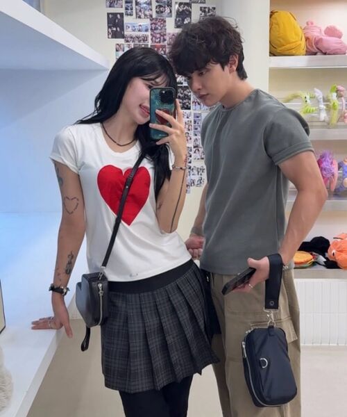 Miseki SEOUL(ミセキソウル)の「Pocket layered check skirt BLACK(スカート・レディース・その他・1/2)」の11枚目の写真