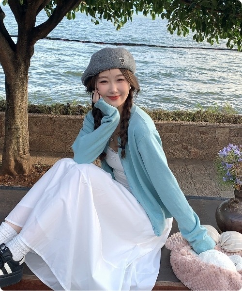 I.O.E(アイオイ)の「しなやかに寄り添う、ライトタッチカーディガン(カーディガン/ボレロ・レディース・レッド/イエロー/ブラック/アイボリー/グレー/ブルー・FREE)」の16枚目の写真
