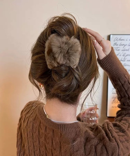 WESTSEA（ウエストシー）の「フェイクファー ヘアクリップ ミニ（バレッタ/ヘアクリップ・レディース・ベージュ/ホワイト/ブラウン/アイボリー・FREE）」の12枚目の写真