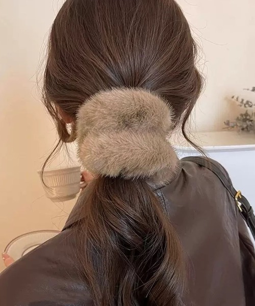 WESTSEA（ウエストシー）の「フェイクファー ヘアクリップ ミニ（バレッタ/ヘアクリップ・レディース・ベージュ/ホワイト/ブラウン/アイボリー・FREE）」の19枚目の写真