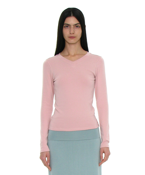 PARTIMENTO WOMEN(パルティメントウィメン)の「PWC Vネックベビー ロングスリーブTシャツ_ピンク(Tシャツ/カットソー・レディース・その他・LARGE/SMALL/MEDIUM)」の1枚目の写真
