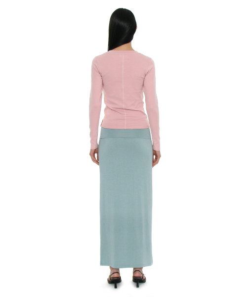 PARTIMENTO WOMEN(パルティメントウィメン)の「PWC Vネックベビー ロングスリーブTシャツ_ピンク(Tシャツ/カットソー・レディース・その他・LARGE/SMALL/MEDIUM)」の3枚目の写真