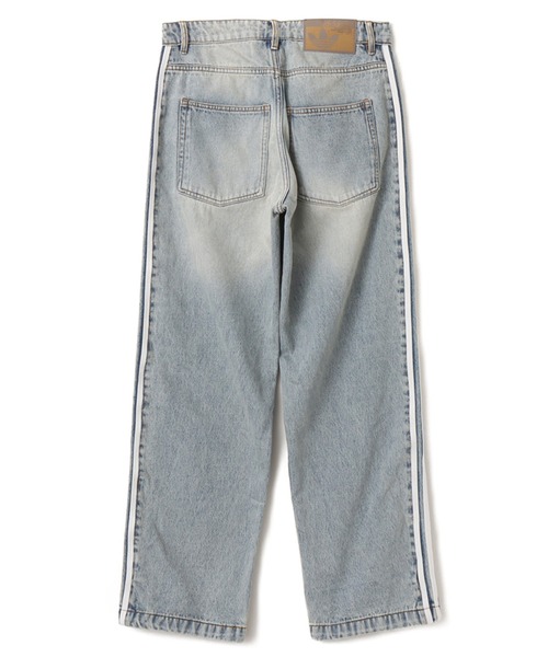 adidas（アディダス）の「adidas DENIM FIREBIRD TRACK PANTS ATMOS / アディダス デニム ファイヤー バード トラックパンツ アトモス【SP】（デニムパンツ・メンズ・ライトインディゴブルー・27inch/26inch/25inch/24inch/36inch/35inch/34inch/33inch/32inch/30inch）」の13枚目の写真