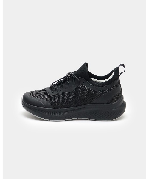 fitfit(フィットフィット)の「ハンズフリークッションソールスニーカー550(スニーカー・レディース・ベージュ系5/ライトグレー系1/ブラック×ブラック/グレー系5・22cm/22.5cm/23cm/23.5cm/24cm/24.5cm/25.0cm/25.5cm)」の5枚目の写真