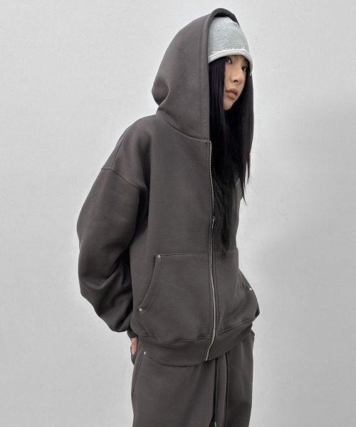 BLACKUP（ブラックアップ）の「[MADE] デルティ起毛オーバージップアップフーディ（パーカー・レディース・ブラック/グレー/チャコール・FREE）」の3枚目の写真