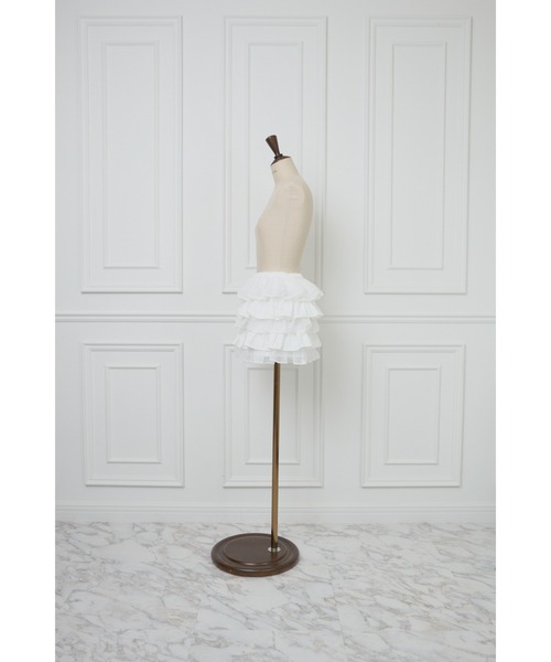MISTREASS(ミストレアス)の「Volume Frilly Tiered Mini Skirt(スカート・レディース・オフホワイト/モカ・FREE)」の9枚目の写真