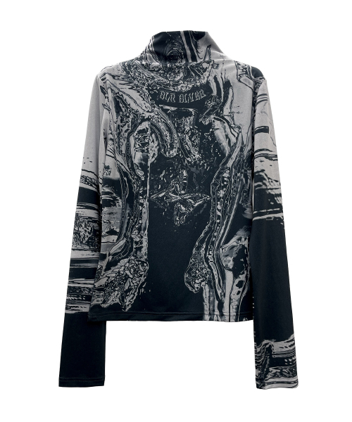 BLR(ビーエルアール)の「BLR Printed High-neck Longsleeves(Tシャツ/カットソー・レディース・ネイビー・FREE)」の2枚目の写真