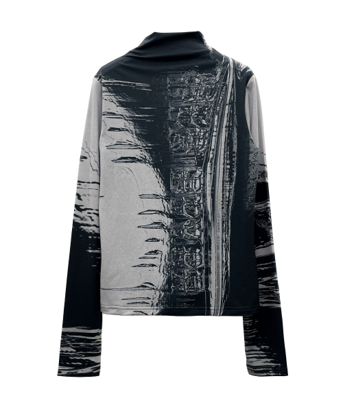 BLR(ビーエルアール)の「BLR Printed High-neck Longsleeves(Tシャツ/カットソー・レディース・ネイビー・FREE)」の3枚目の写真