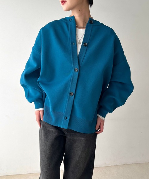 PAGEBOY（ページボーイ）の「＜WEB限定アイテム＞クルーネックボリュームカーディガン（カーディガン/ボレロ・レディース・マスタード/ホワイト系その他/グリーン/ブラック/ターコイズブルー・FREE）」の20枚目の写真