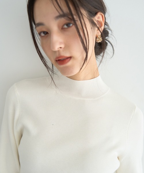 YECCA VECCA（イェッカヴェッカ）の「ハイネックリブニット（ニット/セーター・レディース・ベージュ/アイボリー/ブラック・FREE）」の8枚目の写真
