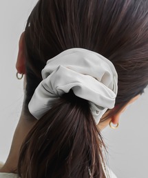 abaskdesign（アバスクデザイン）の「フェイクレザーシュシュ（シュシュ）」