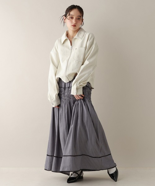 RAGEBLUE(レイジブルー)の「ストライプシャーリングスカート(スカート・レディース・グレー/ブルー・FREE)」の3枚目の写真
