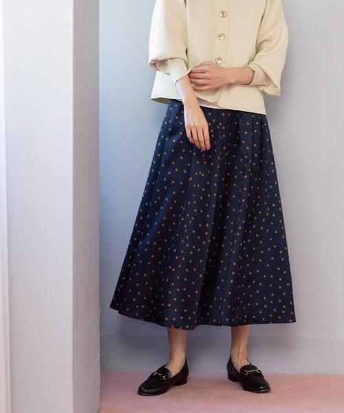 OPAQUE.CLIP（オペークドットクリップ）の「カラードットフレアスカート【洗濯機OK】（スカート・レディース・ネイビー系/ベージュ系その他3・42/38/40）」の2枚目の写真