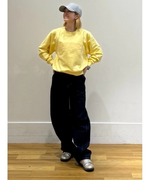 GAP(ギャップ)の「フレンチテリー ラグラン GAPロゴスウェットシャツ(スウェット・レディース・ブルー/グリーン/イエロー/ピンク・L/XS/S/M/XL/XXS)」の5枚目の写真