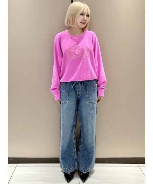GAP(ギャップ)の「フレンチテリー ラグラン GAPロゴスウェットシャツ(スウェット・レディース・ブルー/グリーン/イエロー/ピンク・L/XS/S/M/XL/XXS)」の12枚目の写真