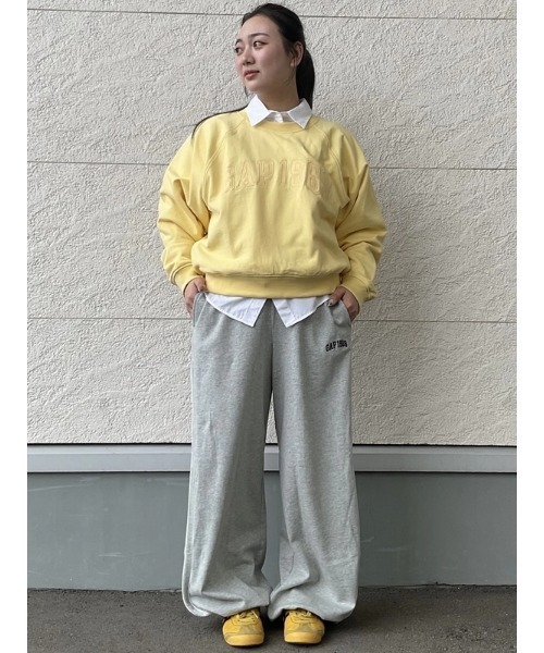 GAP(ギャップ)の「フレンチテリー ラグラン GAPロゴスウェットシャツ(スウェット・レディース・ブルー/グリーン/イエロー/ピンク・L/XS/S/M/XL/XXS)」の9枚目の写真