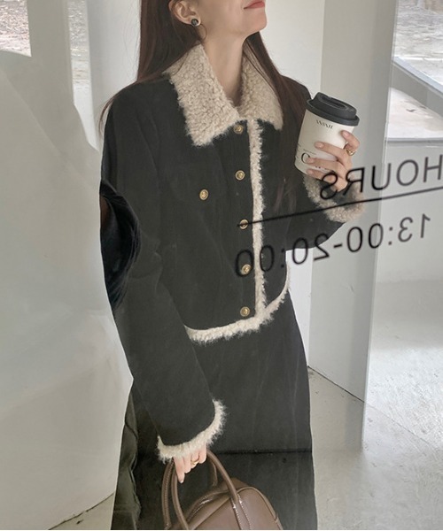 gossip!ロサンゼルス(ゴシップロサンゼルス)の「Y2K セットアップ コーデュロイ風ボアセットアップ ショート丈ジャケット+スカート(セットアップ・レディース・モカ/ブラック・M/L)」の15枚目の写真