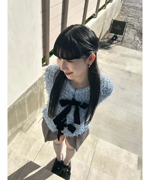 LILY BROWN（リリーブラウン）の「[L.B CANDY STOCK]ラメリボンニットジャケット（ノーカラージャケット・レディース・ホワイト/ブラック/ブルー・F）」の20枚目の写真