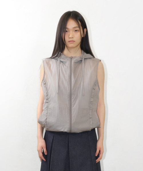 AMESWORLDWIDE(アメスワールドワイド)の「SHEER NYLON VEST JACKET GREY(ベスト・レディース・その他・FREE)」の1枚目の写真