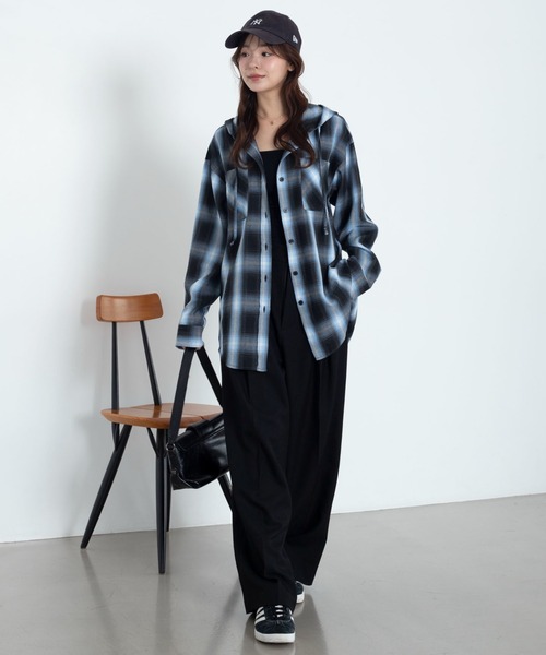 WEGO(ウィゴー)の「WEGO/【26年春新作】フードチェックシャツ(シャツ/ブラウス・レディース・ブラック/サックスブルー/レッド/ピンク・FREE)」の16枚目の写真